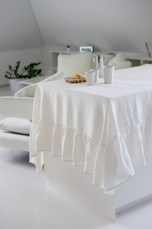 Linen tablecloth in White color, natural linen tablecloth, ruffled linen tablecloth, natural linen, table linen, linen kitchen decor